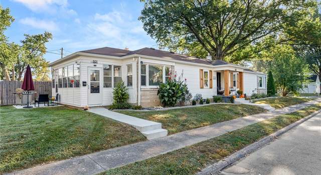 Photo of 301 E Bowne Blvd, Clarksville, IN 47129