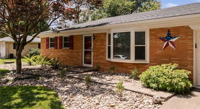 Photo of 3509 Twin View Ct, Floyds Knobs, IN 47119