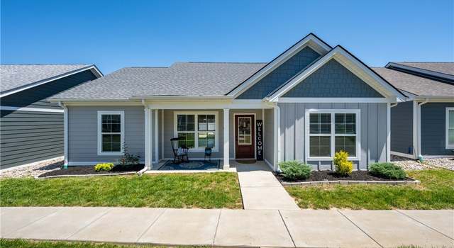 Photo of 1942 Harmony Cir, Charlestown, IN 47111