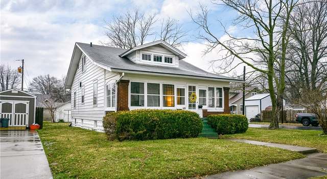 Photo of 431 E 7th St, Jeffersonville, IN 47130