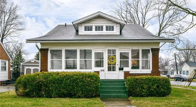 Photo of 431 E 7th St, Jeffersonville, IN 47130
