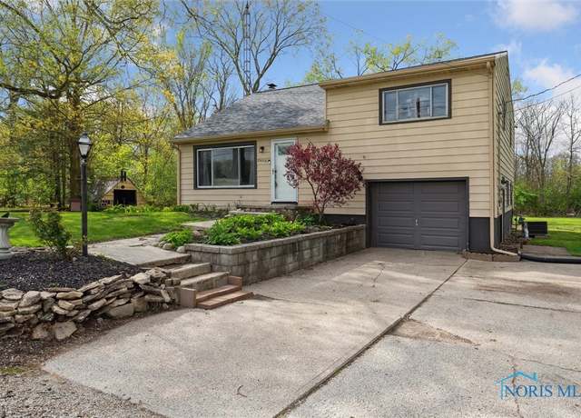Property at 24203 W Reservation Line Rd, Curtice, OH 43412, 3 beds, 2 baths