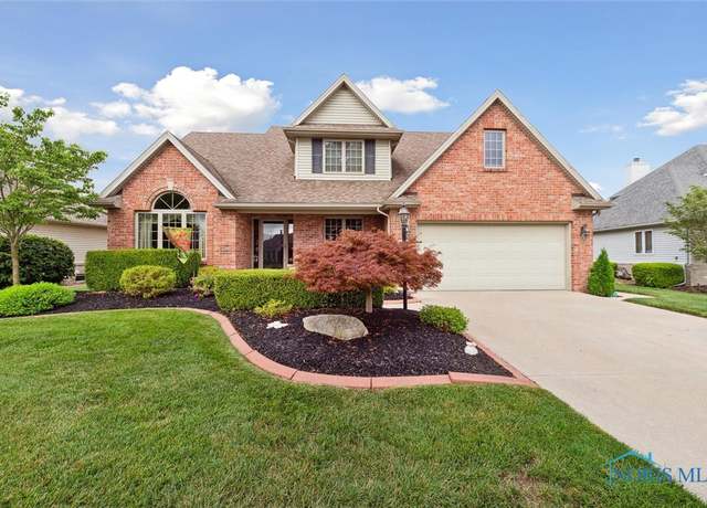 Property at 608 E Park Way, Oregon, OH 43616, 4 beds, 2.5 baths