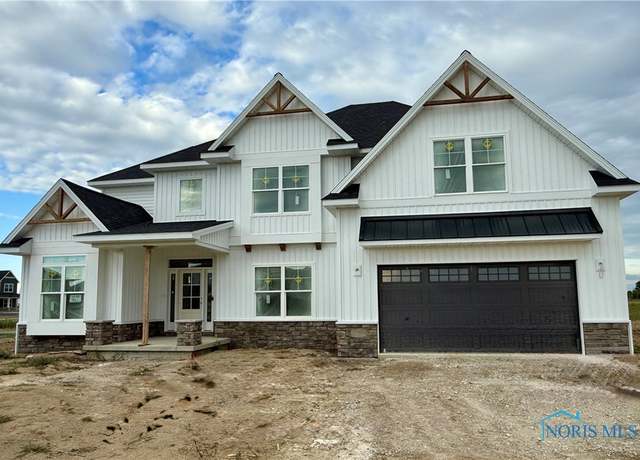 Property at 1002 Ellesmere Dr, Perrysburg, OH 43551, 4 beds, 2.5 baths