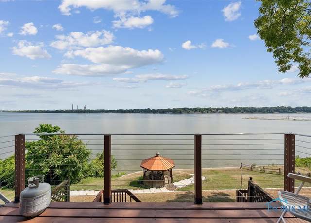 Property at 2543 Broadway St #2543, Toledo, OH 43609, 2 beds, 3 baths