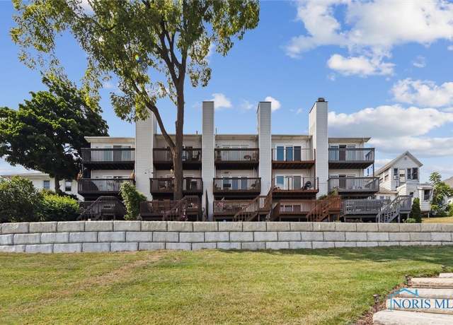 Property at 2543 Broadway St #2543, Toledo, OH 43609, 2 beds, 3 baths