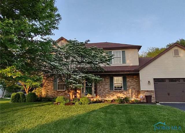 Property at 7033 Whiddenmill Dr, Whitehouse, OH 43571, 4 beds, 2.5 baths