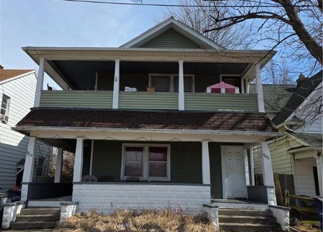 Property at 963 Mckinley Ave, Toledo, OH 43605, 4 beds, 2 baths