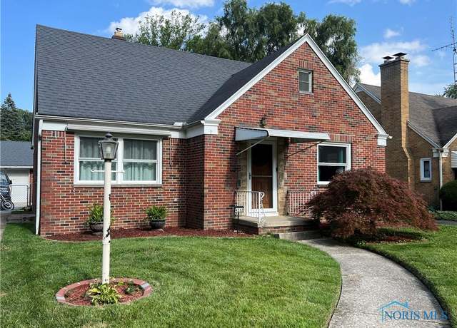 Property at 4232 Drummond Rd, Toledo, OH 43613, 3 beds, 2 baths