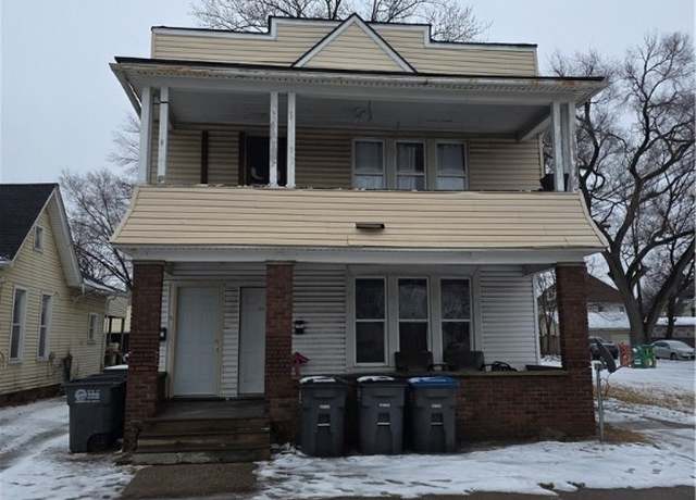 Property at 349 Parker Ave, Toledo, OH 43605, 4 beds, 2 baths