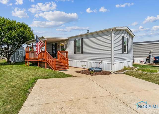 Property at 930 E Broadway St, North Baltimore, OH 45872, 3 beds, 2 baths