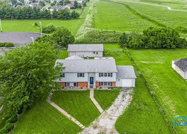 Property at 3860 Navarre Ave, Oregon, OH 43616, 4 beds, 2 baths