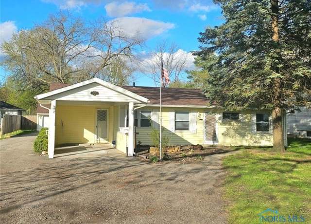 Property at 2232 Tremainsville Rd, Toledo, OH 43613, 3 beds, 2 baths