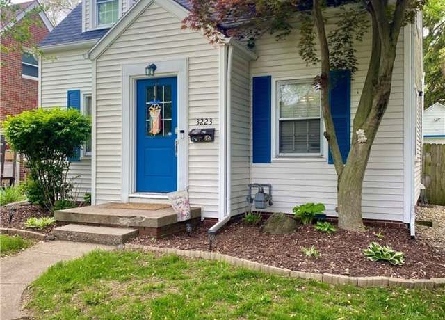 Property at 3223 Algonquin Pkwy, Toledo, OH 43606, 2 beds, 1 bath