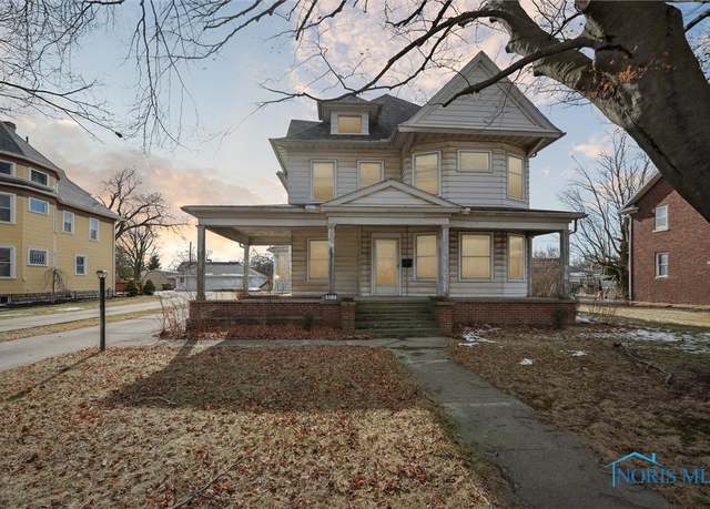 Property at 617 W Main St, Woodville, OH 43469, 7 beds, 2 baths