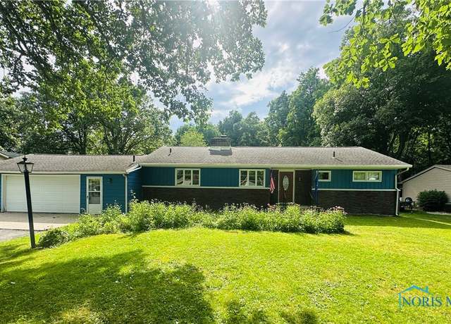 Property at 714 Westwood Dr, Defiance, OH 43512, 3 beds, 1.5 baths