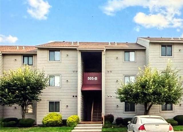 Property at 505 W Lakeshore Dr Unit B6, Port Clinton, OH 43452, 2 beds, 2 baths