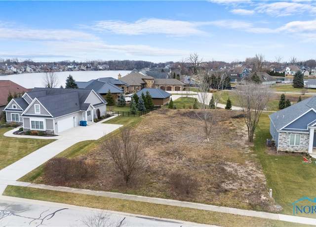Property at 8009 Quarry Rd, Maumee, OH 43537