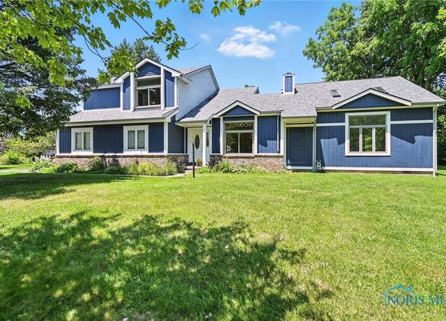 Property at 7902 Dunhill Dr, Sylvania, OH 43560, 4 beds, 3.5 baths