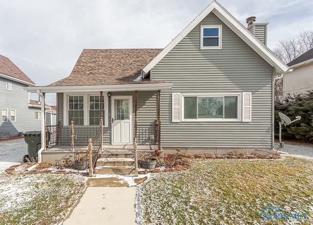 Property at 504 N Main St, Bloomdale, OH 44817, 3 beds, 2 baths
