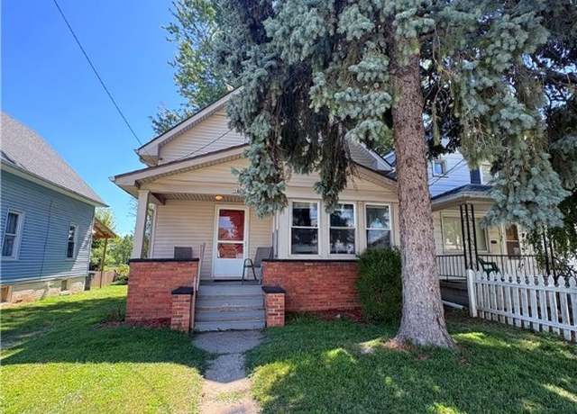 Property at 119 Gradolph St, Toledo, OH 43612, 2 beds, 1 bath