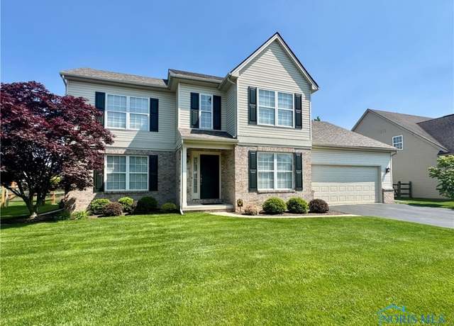 Property at 1443 S Redhawk Dr, Perrysburg, OH 43551, 3 beds, 2.5 baths