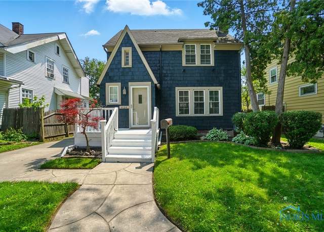 Property at 4124 Eastway St, Toledo, OH 43612, 3 beds, 1.5 baths