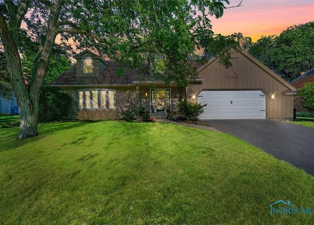 Property at 6050 Wakefield Dr, Sylvania, OH 43560, 4 beds, 2.5 baths