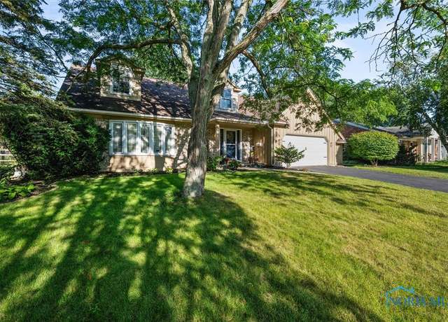 Property at 6050 Wakefield Dr, Sylvania, OH 43560, 4 beds, 2.5 baths