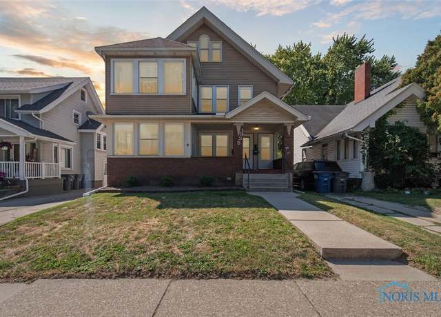 Property at 1935 Glendale Ave, Toledo, OH 43614, 6 beds, 2 baths