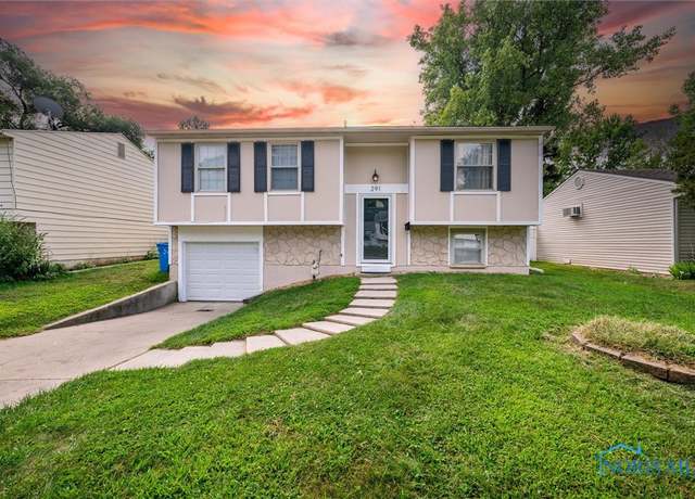 Property at 291 Kingswood Trail Dr, Toledo, OH 43615, 3 beds, 2 baths