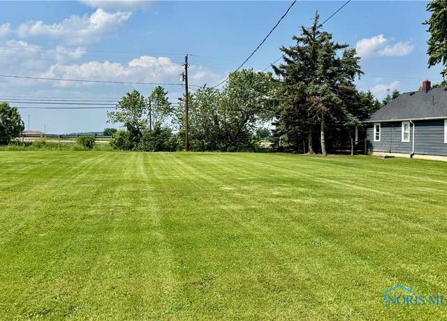 Property at 11225 Middleton Pike, Dunbridge, OH 43402