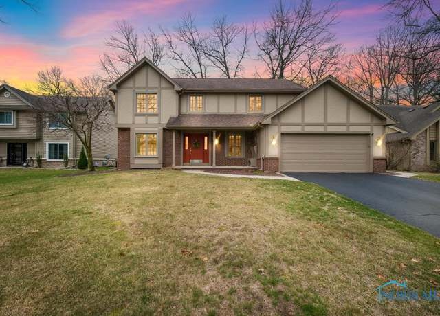 Property at 2631 Stoneleigh Dr, Toledo, OH 43617, 4 beds, 2.5 baths
