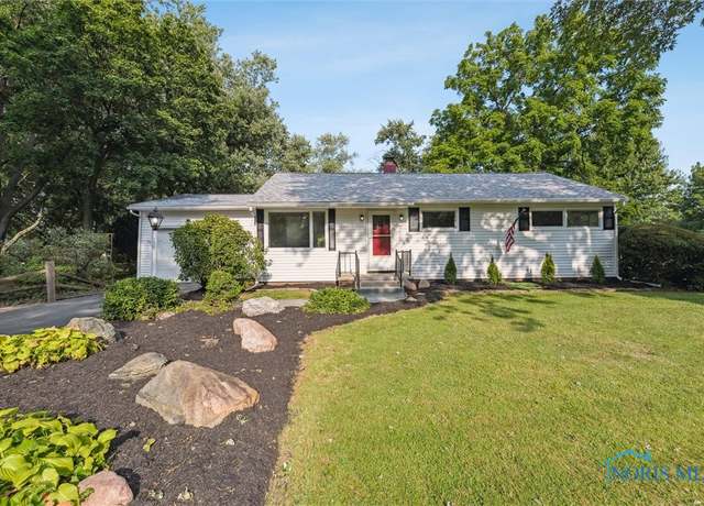 Property at 26802 Fort Meigs Rd, Perrysburg, OH 43551, 3 beds, 1 bath