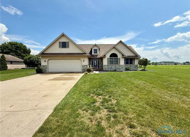 Property at 229 Burke St, Archbold, OH 43502, 4 beds, 3 baths
