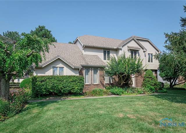 Property at 26951 Ottekee Dr, Perrysburg, OH 43551, 4 beds, 2.5 baths