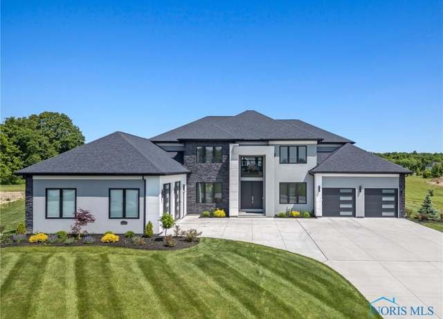Property at 1125 Hunting Creek Dr, Perrysburg, OH 43551, 4 beds, 4.5 baths
