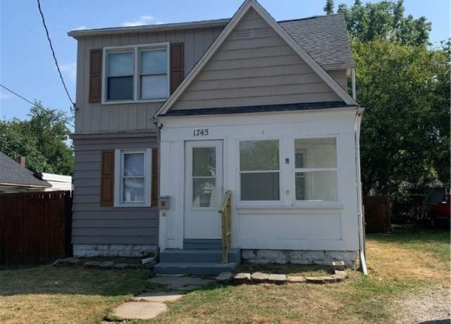 Property at 1745 Marne Ave, Toledo, OH 43613, 4 beds, 1 bath