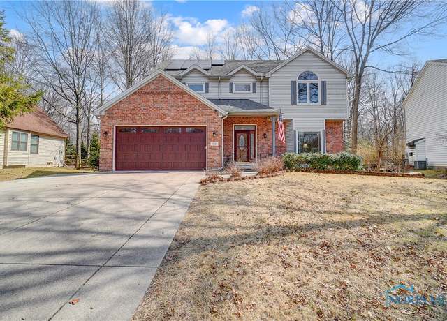 Property at 7221 Apache Trl, Holland, OH 43528, 4 beds, 2.5 baths