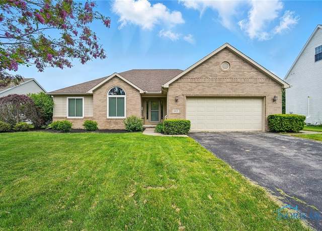 Property at 4437 Prairie Creek Ln, Maumee, OH 43537, 3 beds, 2.5 baths