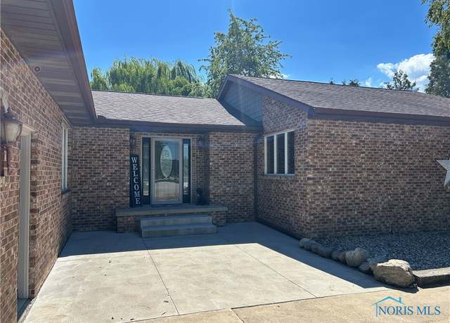 Property at 10208 Corduroy Rd, Curtice, OH 43412, 3 beds, 3 baths