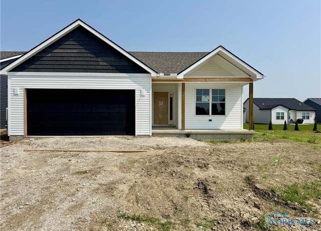 Property at 5021 Easton Dr, Oregon, OH 43616, 2 beds, 2 baths