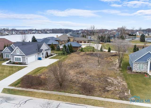 Property at 8009 Quarry Rd, Maumee, OH 43537