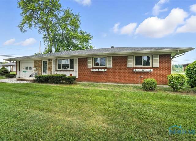 Property at 5107 Ketukkee Trl, Toledo, OH 43611, 3 beds, 1 bath