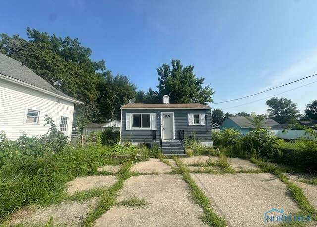 Property at 1748 Georgia Ave, Toledo, OH 43613, 2 beds, 2 baths