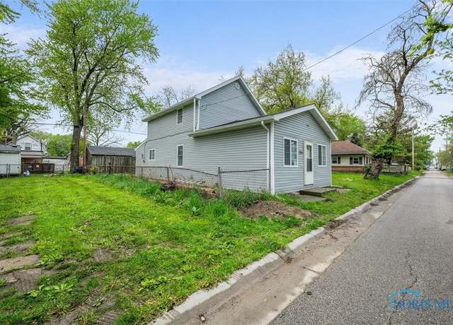 Property at 504 W Harbor View Dr, Harbor View, OH 43434, 4 beds, 2 baths