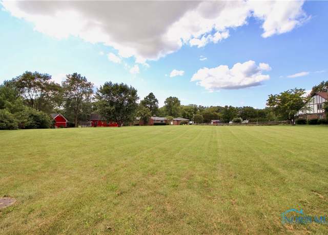 Property at 25659 Normandy Rd, Perrysburg, OH 43551