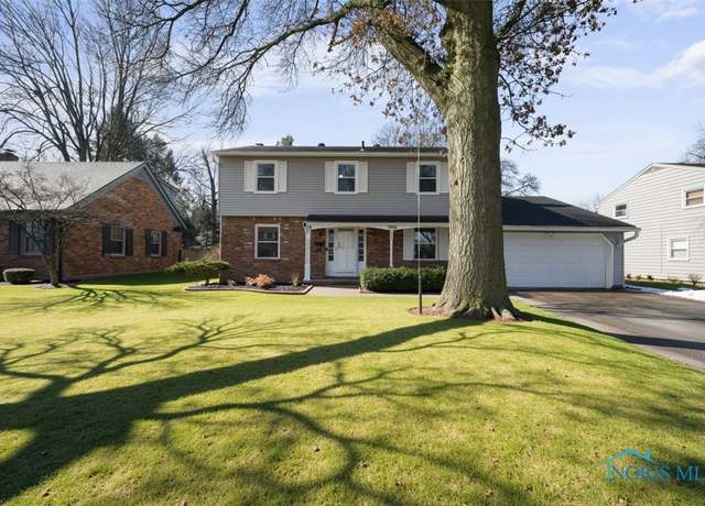 Property at 1954 Firlawn Dr, Toledo, OH 43614, 4 beds, 2.5 baths
