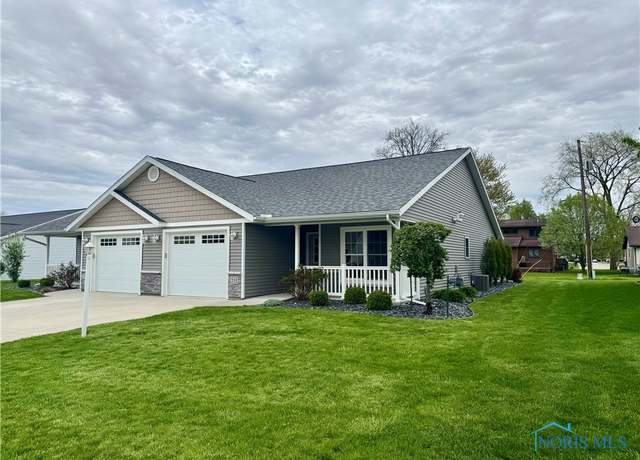 Property at 231 Chelsea Dr, Defiance, OH 43512, 2 beds, 2 baths