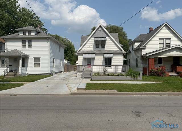 Property at 831 Butler St, Toledo, OH 43605, 3 beds, 1.5 baths